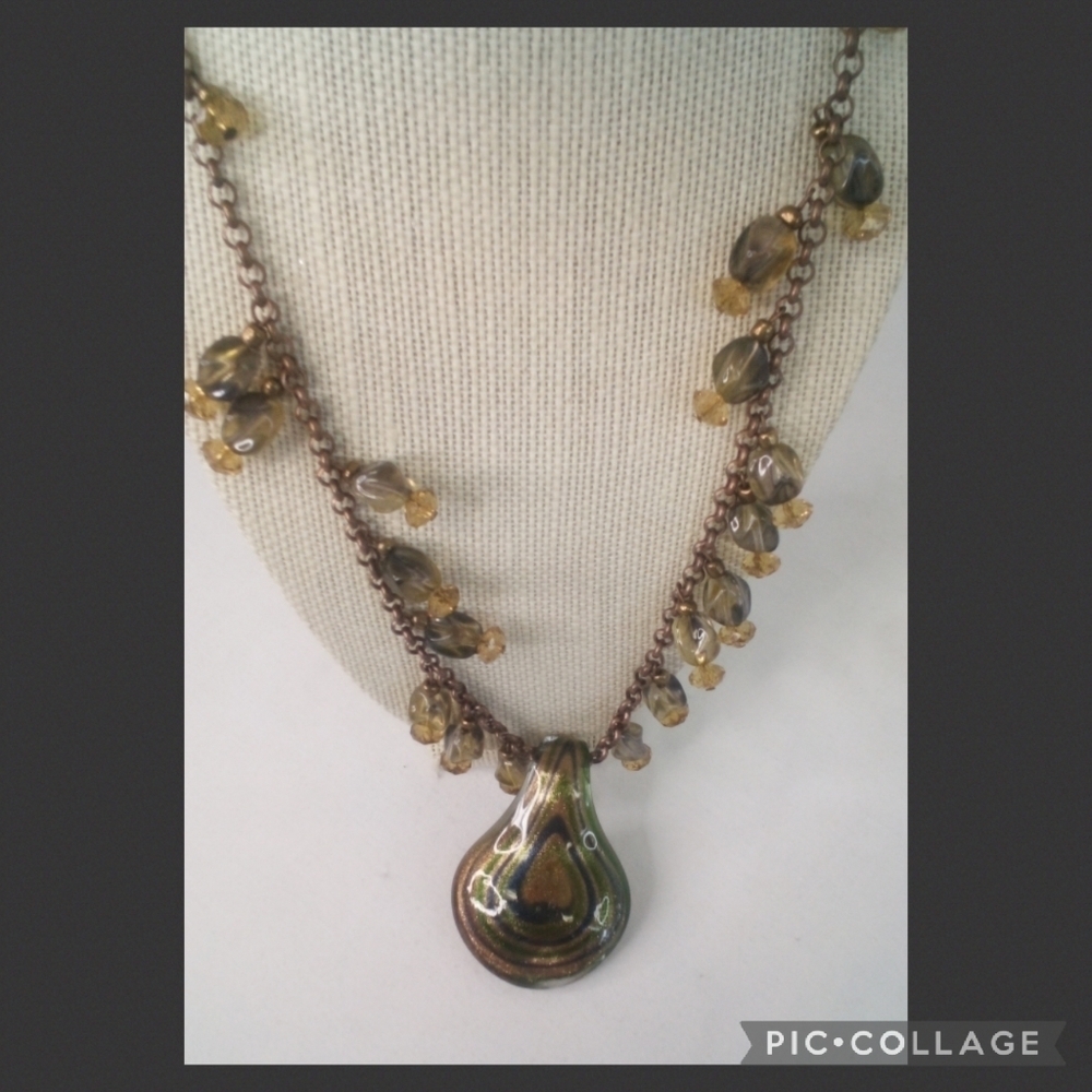 GLASS beaded necklace